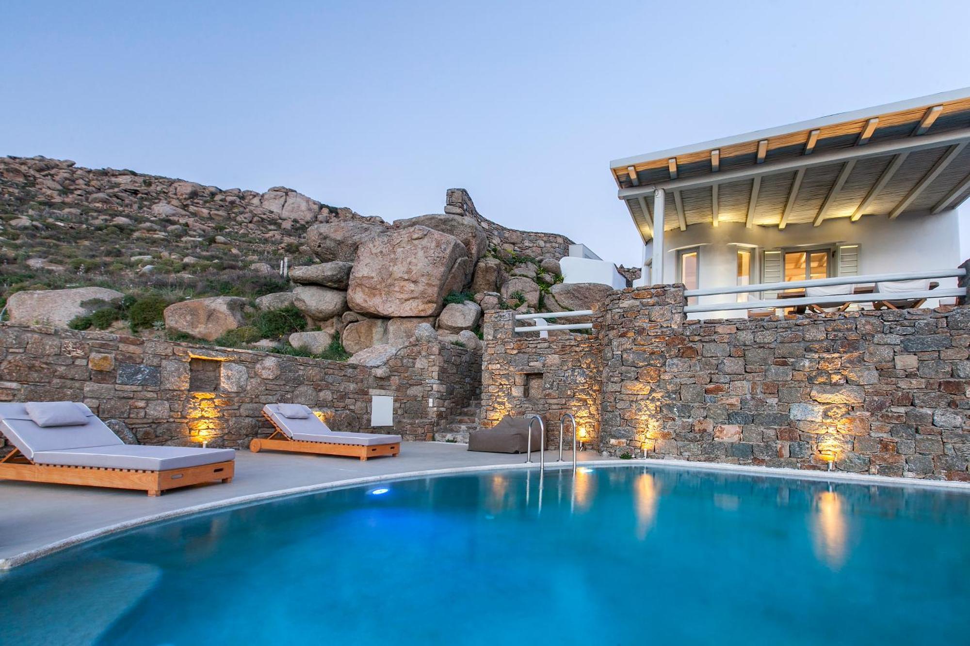Breathtaking 6 Bed In *